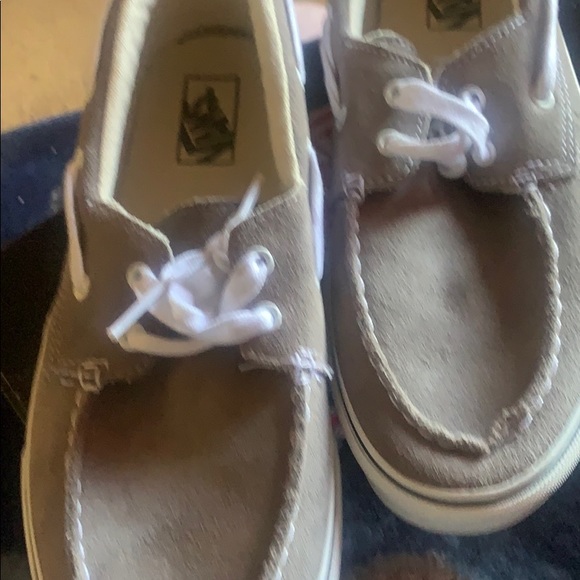 Shoes - Picture 2 of 3